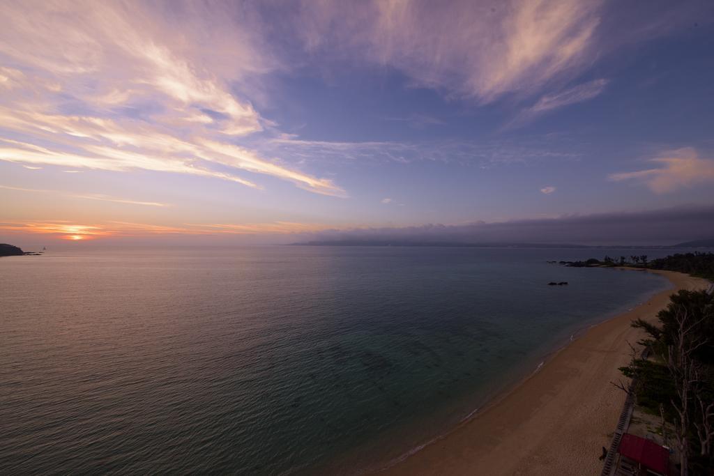 Best Western Okinawa Kouki Beach Nago Exterior foto
